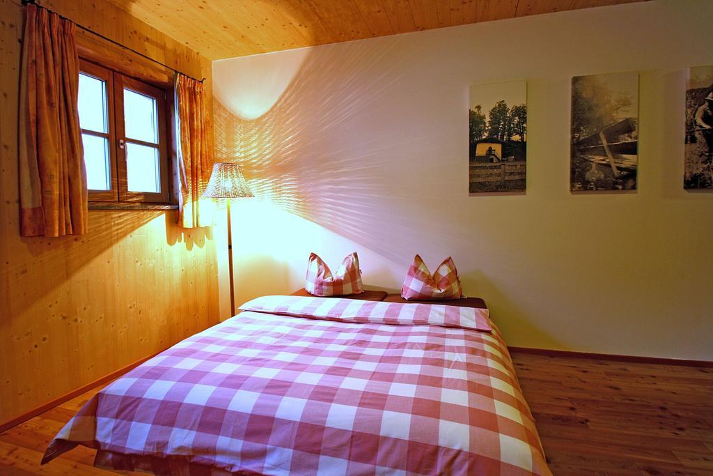 Naturwirt Leutasch Room photo